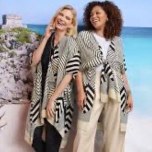 CAbi Wrap- One Size Fits All ( White, Black)